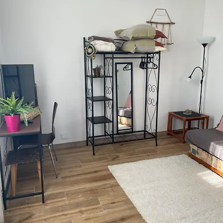 Avec Grand Terrasse 아파트 봄레미모사